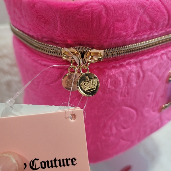 Juicy Couture Travel Velour Makeup Case Train Bag Hot Pink Gold Cosmetic Bag - Picture 7 of 8